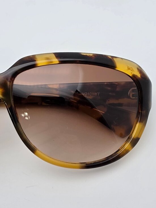Vera Wang V210 Tokyo Tortoise Frame Light Brown Gradient Lens Sunglasses Italy main image 5